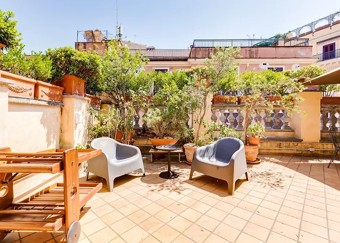 Colosseum Terrace * Rom