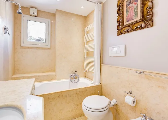 Colosseum Terrace Rom