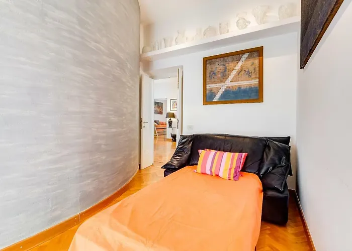 Colosseum Terrace * Rom